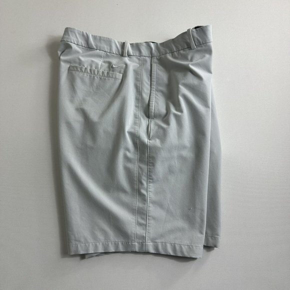 Nike Golf Mens Standard Fit Dri-Fit Performance Chino Shorts Size 38 Beige - Picture 3 of 6